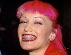 By the way, Gwen was 30 when she rocked these.